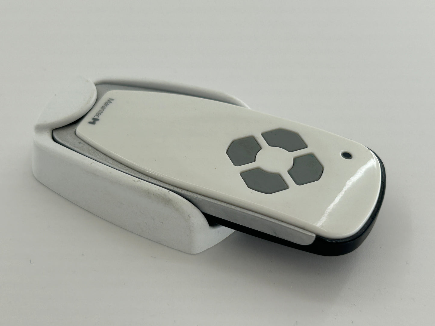 Marantec hand transmitter remote control radio button radio push button remote control switch 