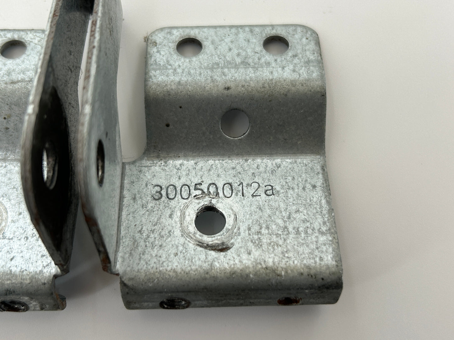 Schellenberg Drive 600N Toranbinder Torbeschlag Torwinkel Torbefestigung Torblattwinkel Haltewinkel Torbeschlagswinkel Torverschluss Toranschlusskonsole