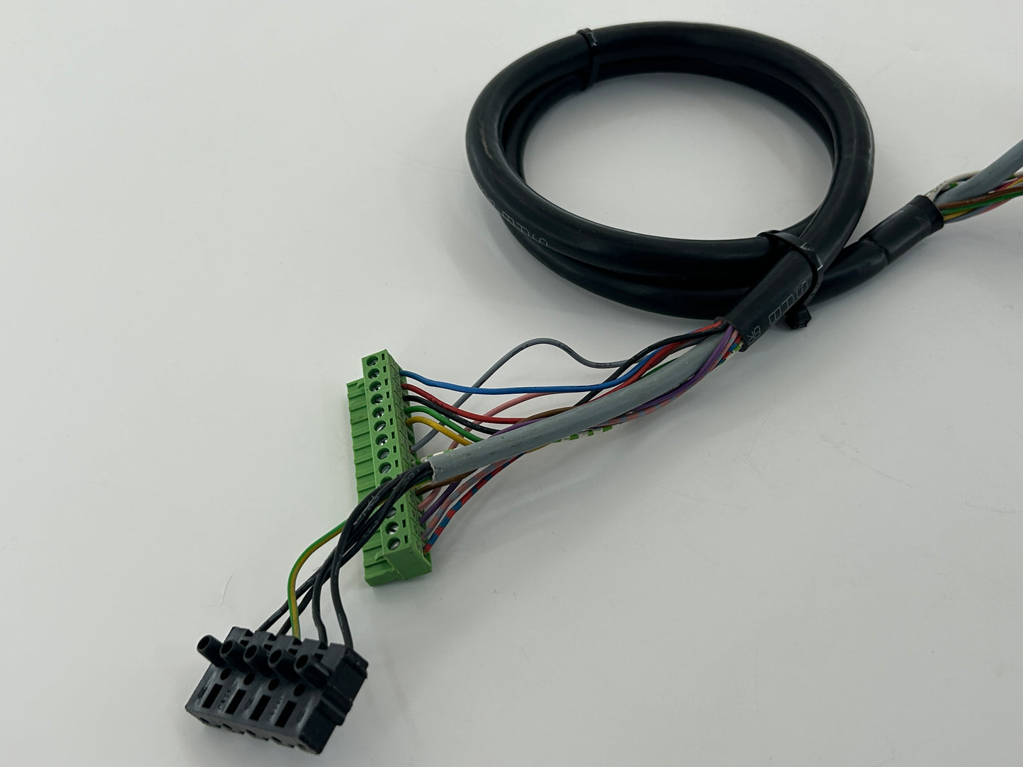 Tormatic GTA 4000 Cable Power cable Connection cable Main cable Main cable Connection cable Control cable Wiring Cable harness Wiring