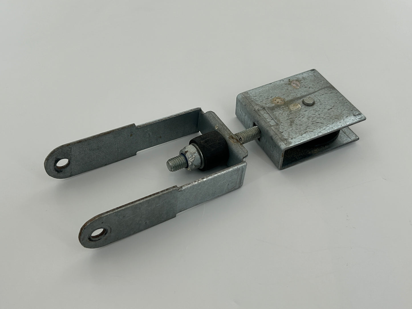 Novoferm Tormatic 413 chain tensioner end piece tensioning device angle deflection pulley roller chain deflection chain turner chain spreader 