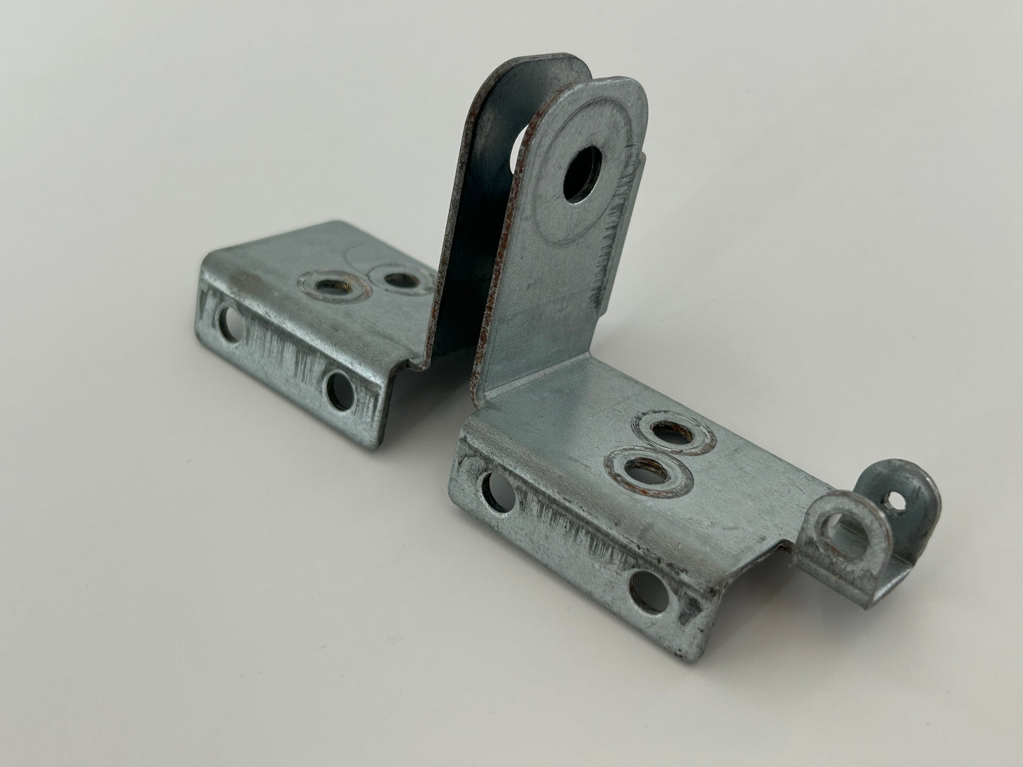 Rademacher SX5 Torwinkel Torbefestigung Toranbinder Torbeschlag Torblattwinkel Haltewinkel Torbeschlagswinkel Torverschluss Toranschlusskonsole
