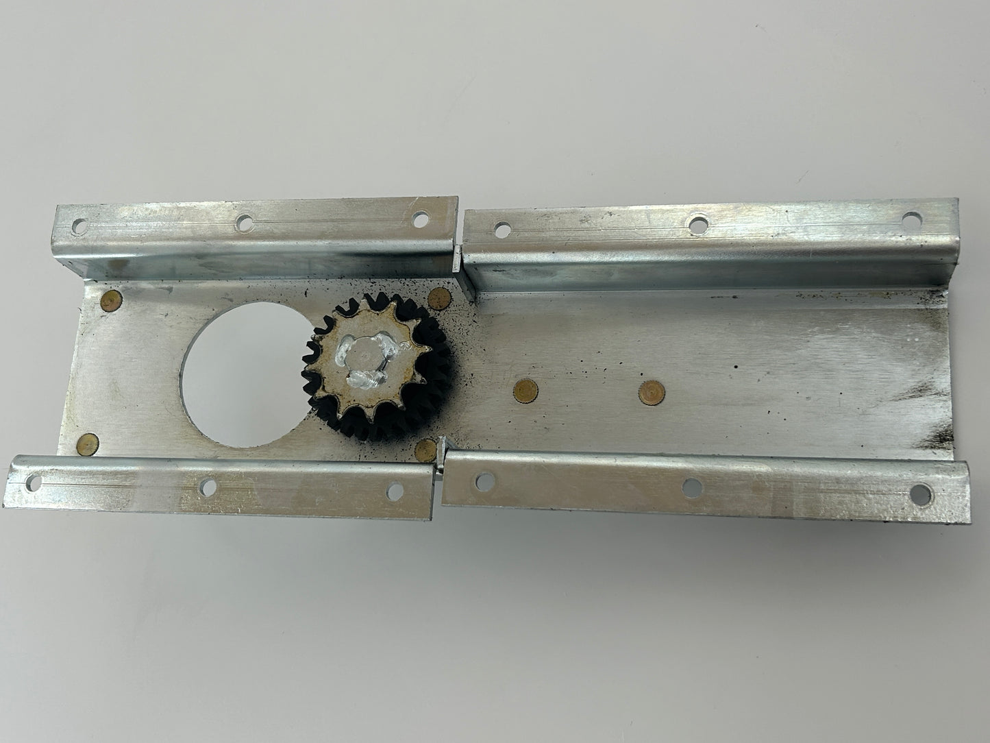 AEG Braitmaier Zahnrad Zahnkranz Ritzel Kettenritzel Antriebsritzel Antriebssnabe Antriebsscheibe Adapteraufsatz Schneckengetriebe Schneckenrad