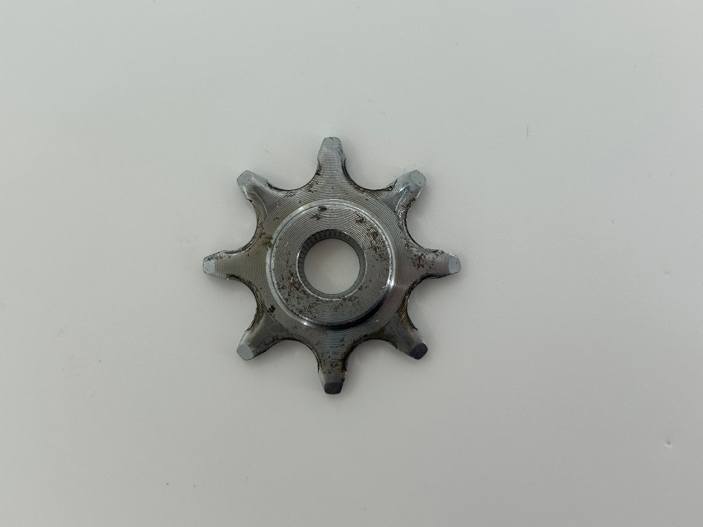 Schmid Torantriebe Medi 90 Zahnkranz Ritzel Kettenritzel Zahnrad Antriebsritzel Antriebssnabe Antriebsscheibe Adapteraufsatz Schneckengetriebe Schneckenrad