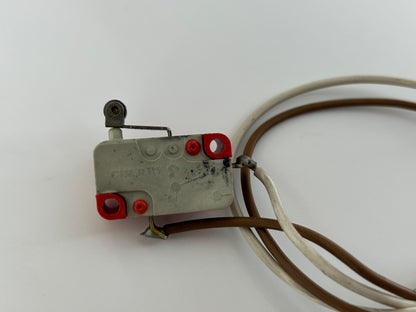 Bernal 1100 Endschalter Sensor Taster Positionsschalter Schalter Endanschlag Microschalter Kontaktschalter Knopf
