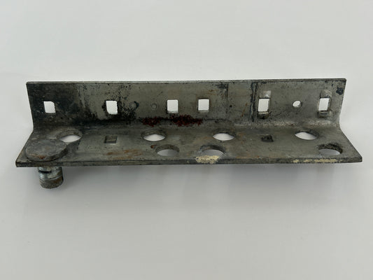 Hinges 384