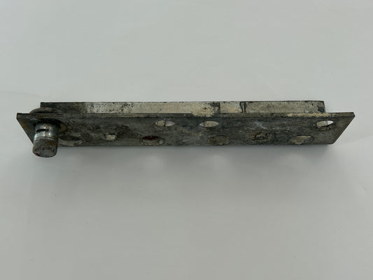 Hinges 384