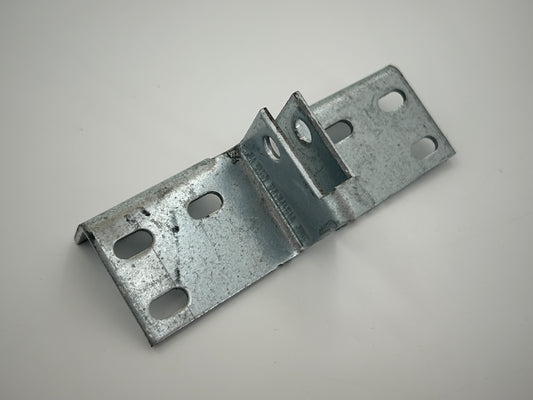 Novoferm Novodoor Torwinkel Torbefestigung Toranbinder Torbeschlag Torblattwinkel Haltewinkel Torbeschlagswinkel Torverschluss Toranschlusskonsole