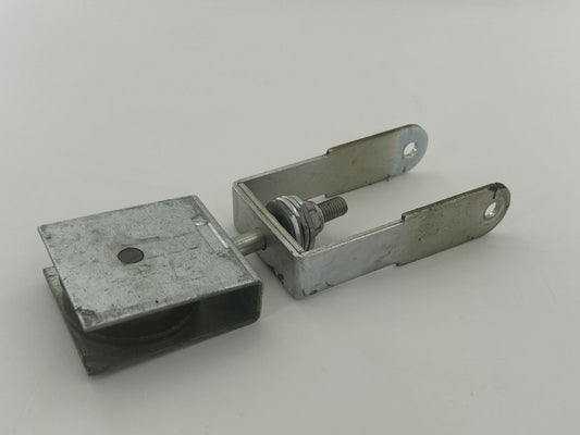 Tormatic GTA540E Riemenenspanner Umlenkung  Rolle Spannvorrichtung Rad Laufrolle Umlenkrolle Führungsrolle Spannrolle Antriebsrolle Endstück Riemenumlenkung Kettenwender