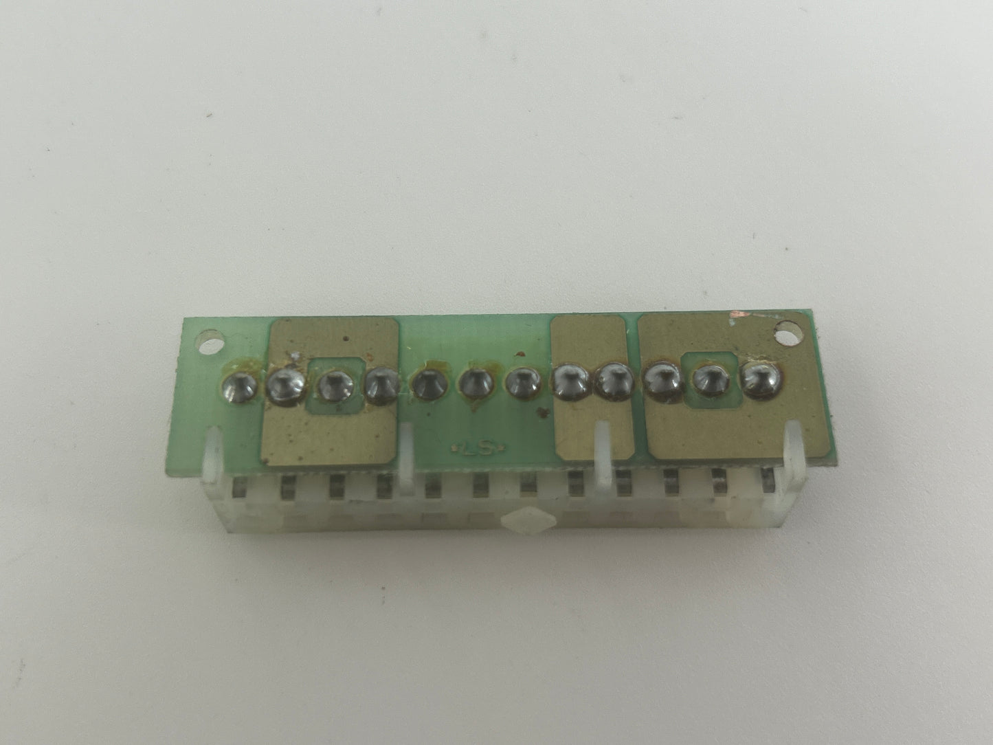 Tormatic GTA540E Platine Anschlussklemme Stromklemmen Klemme Verteiler Sicherung Schraubklemme Anschlussleiste Ladebuchse Verbindungsklemme