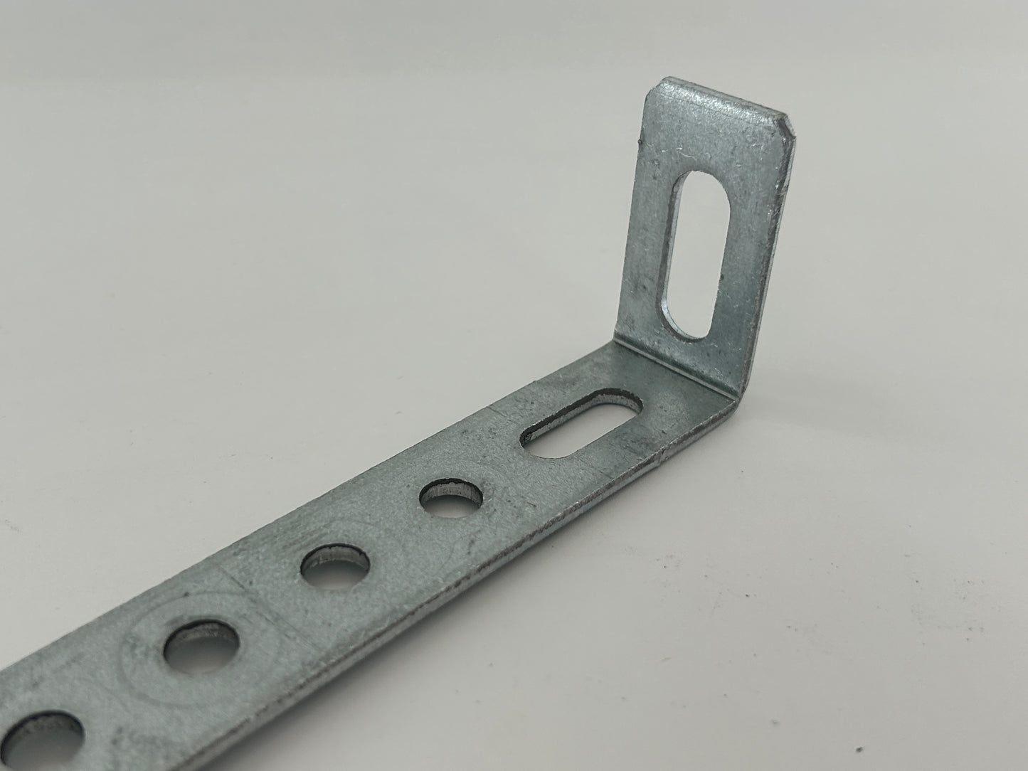 Novoferm Novomatic 423 Deckenbefestigung Winkel Halterung Halter Haltewinkel Deckenabhängung Mittenabhängung Abhängung