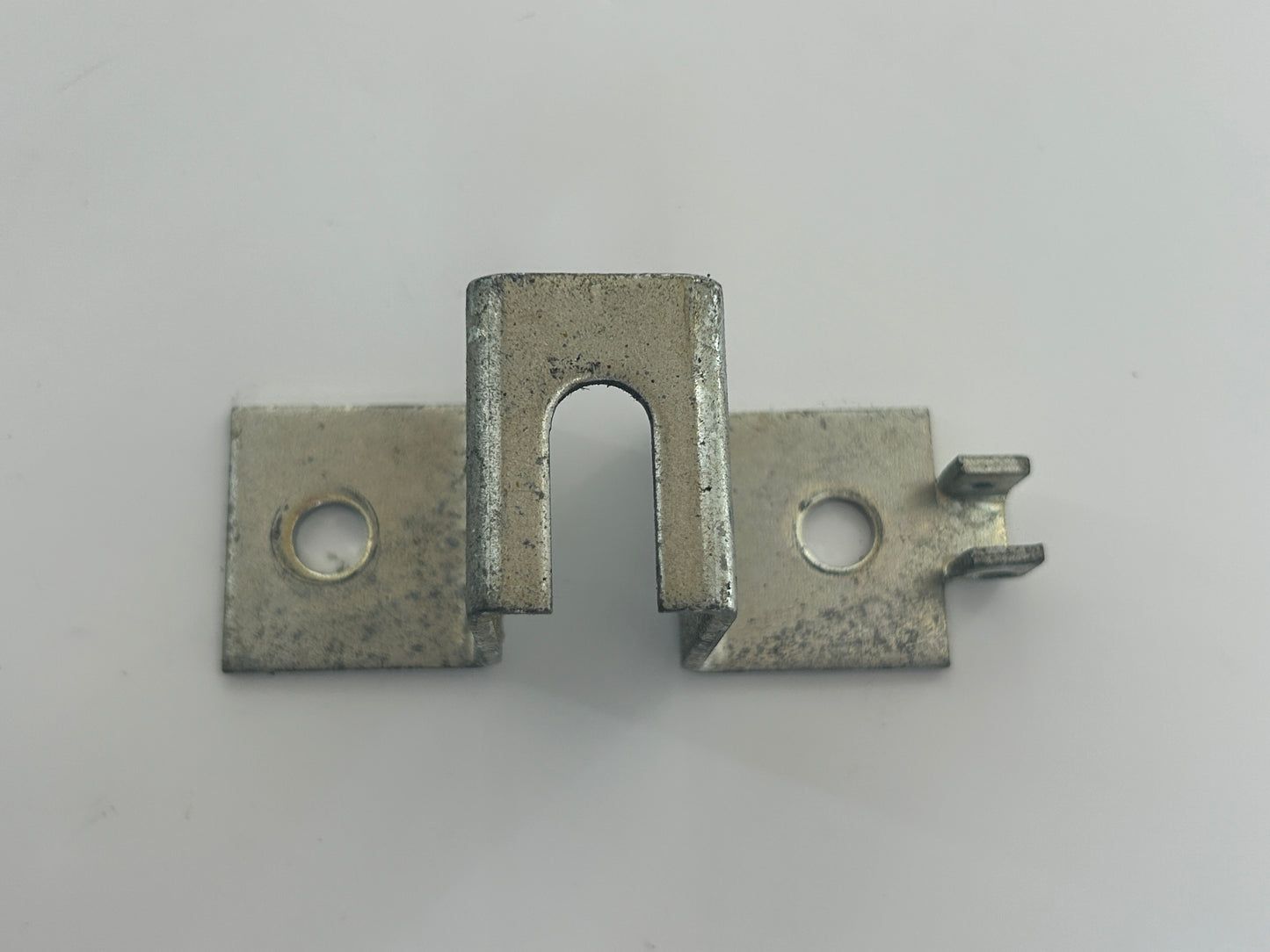 Bernal BA1000-3S Torbefestigung Torwinkel Toranbindern Torbeschlag Torblattwinkel Winkel Halterung Halter Haltewinkel Torbeschlagswinkel Toranschlusskonsole Torverschluss