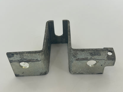 Bernal BA1000-3S Torbefestigung Torwinkel Toranbindern Torbeschlag Torblattwinkel Winkel Halterung Halter Haltewinkel Torbeschlagswinkel Toranschlusskonsole Torverschluss