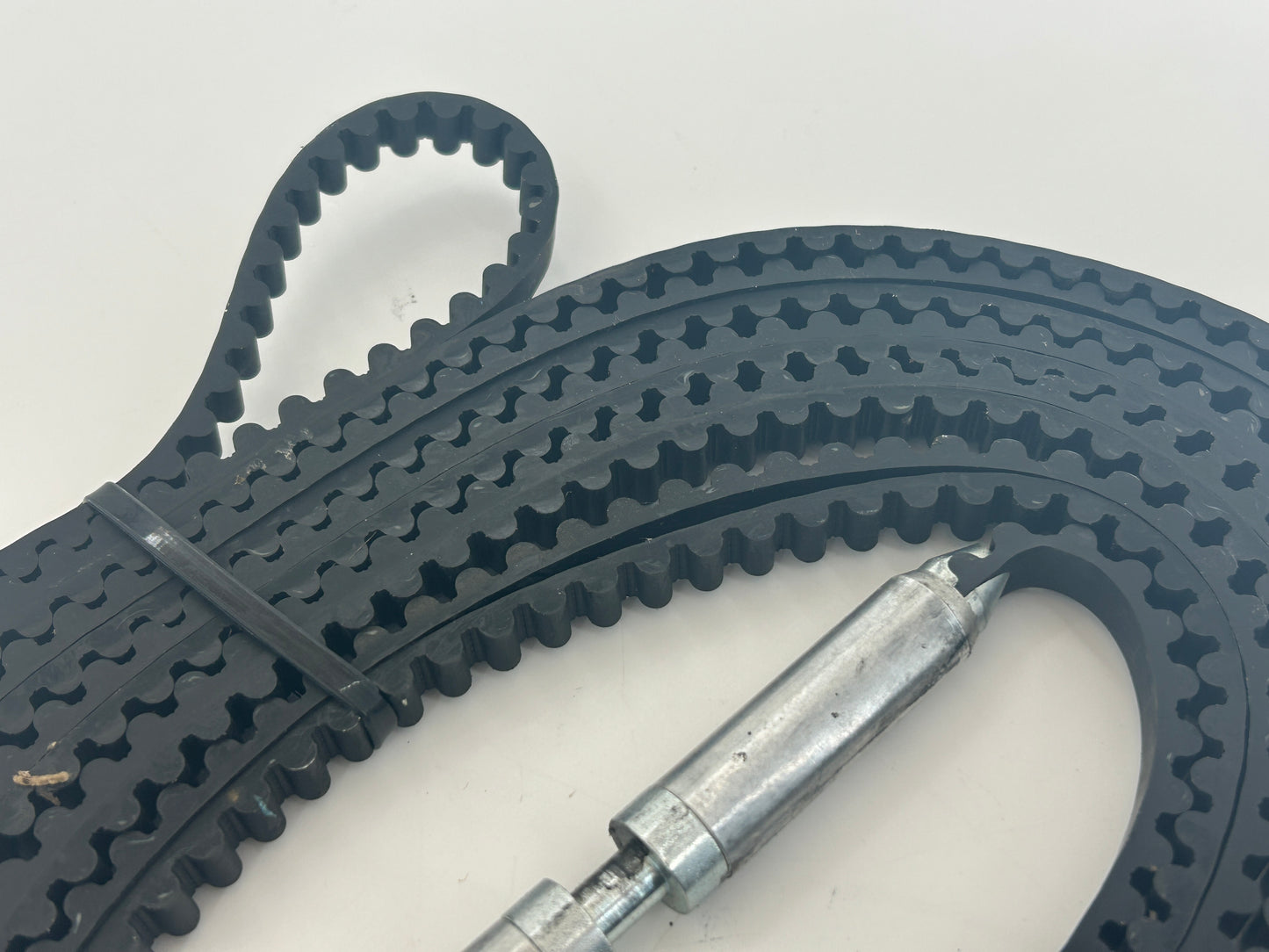 Bernal BA1000-3S Riemen Zahnriemen Zahngurt Steuerriemen Transportriemen Antriebsriemen Antriebskette Steuerkette Antriebsriemen