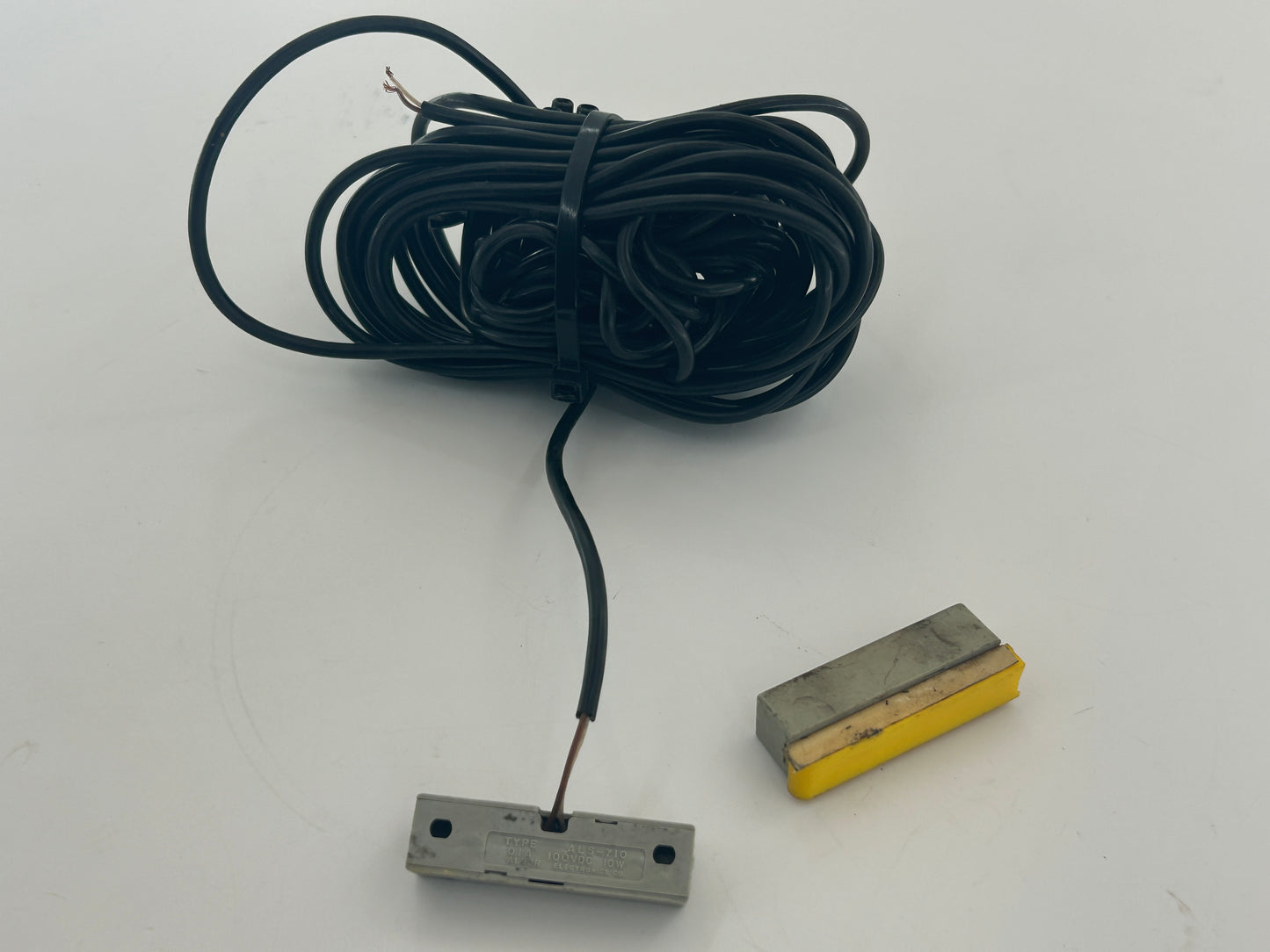 Bernal BA1000-3S Endschalter Sensor Schalter Hallsensor Taster Endanschlag Positionsschalter Microschalter Kontaktschalter Tastkontakt ID Geber