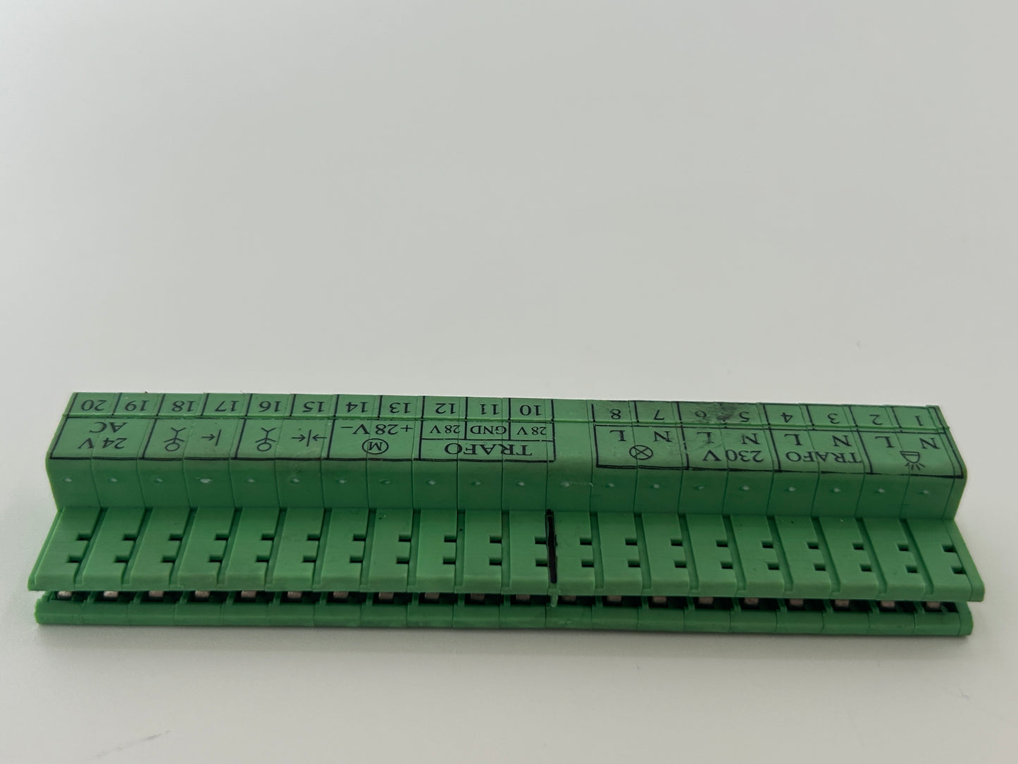 Belfox Fabia 80 Anschlussklemme Steckverbinder Anschlussleiste Stromklemmen Klemme Verteiler Sicherung Schraubklemme  Ladebuchse Verbindungsklemme Direktsteckverbinder