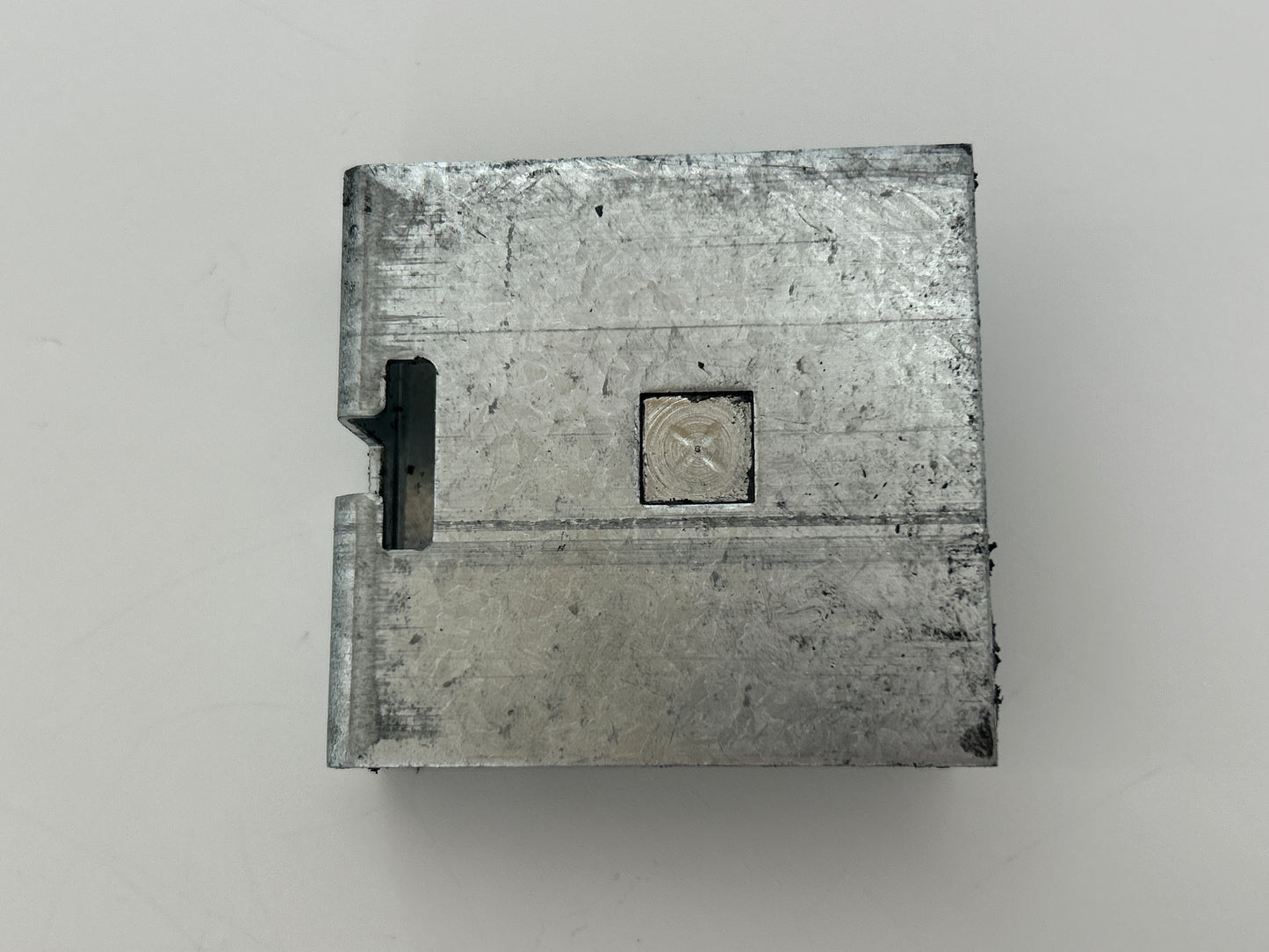 Novoferm 502 Umlenkung Rolle Spannvorrichtung Rad Ersatzteil Laufrolle Umlenkrolle Führungsrolle Spannrolle Antriebsrolle Kettenwender Kettenspanner Kettenführung Endstück Kettenumlenkung Kettenspreizer