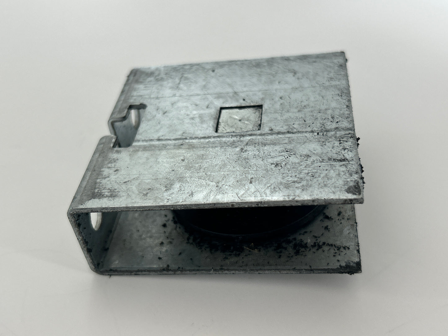 Novoferm 502 Umlenkung Rolle Spannvorrichtung Rad Ersatzteil Laufrolle Umlenkrolle Führungsrolle Spannrolle Antriebsrolle Kettenwender Kettenspanner Kettenführung Endstück Kettenumlenkung Kettenspreizer