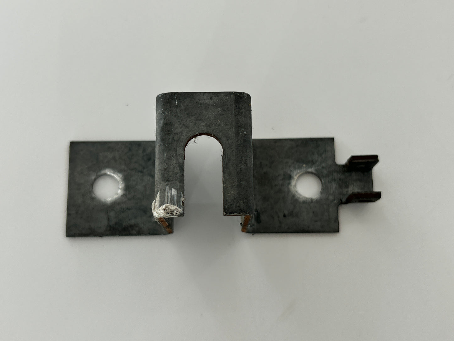 Berner BT60 Torbefestigung Torwinkel Toranbindern Torbeschlag Torblattwinkel Winkel Halterung Halter Haltewinkel Torbeschlagswinkel Toranschlusskonsole Torverschluss