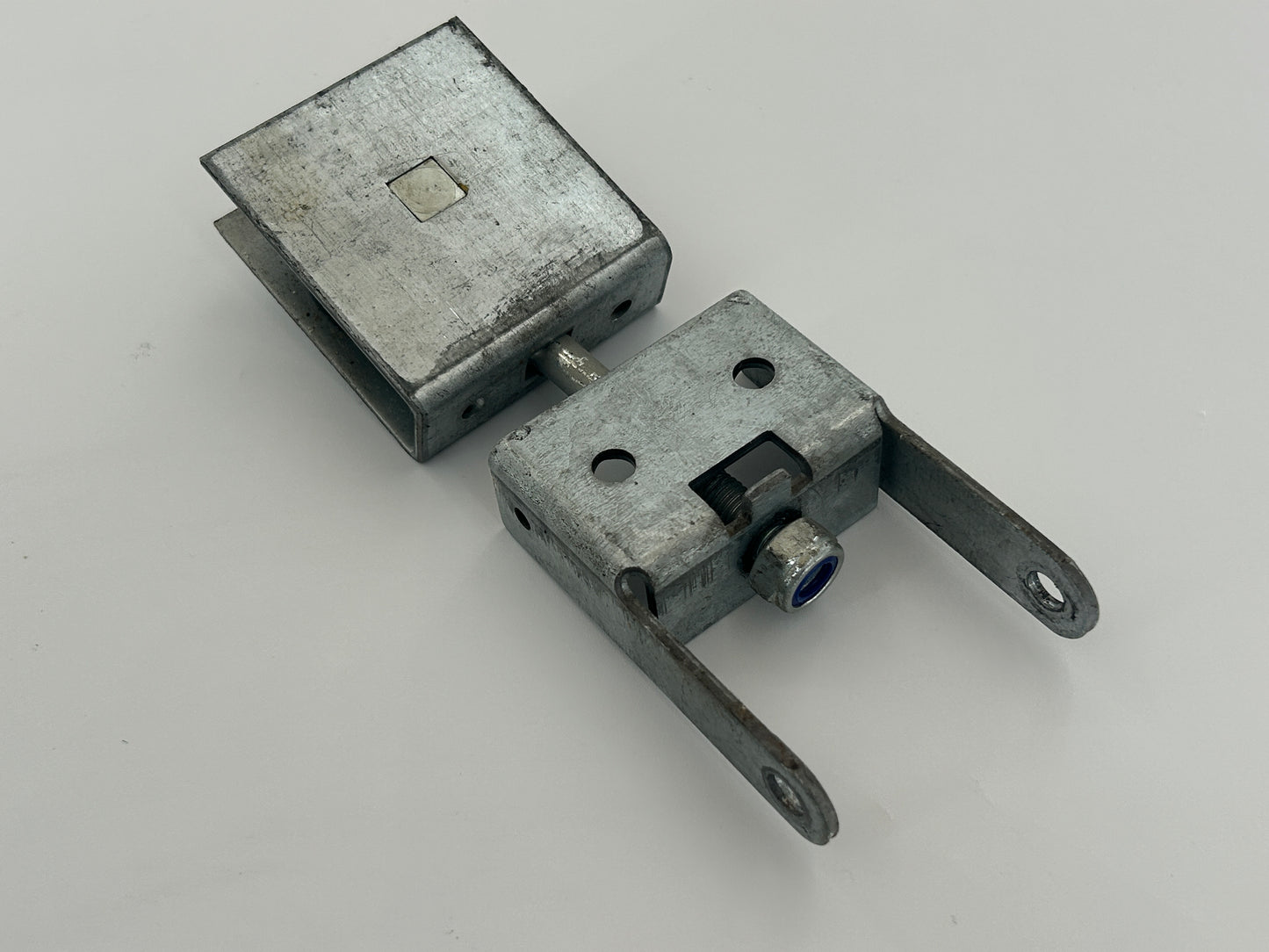 Berner GHT60 Umlenkung Rolle Spannvorrichtung Rad Ersatzteil Laufrolle Umlenkrolle Führungsrolle Spannrolle Antriebsrolle Kettenwender Kettenspanner Kettenführung Endstück Kettenumlenkung Kettenspreizer