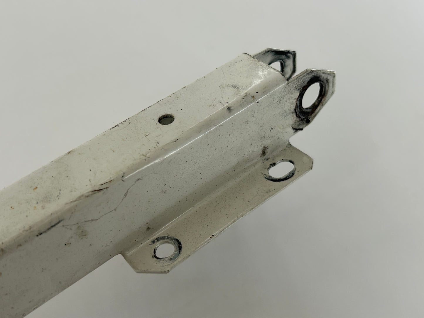 Berner BT120 Torbefestigung Torwinkel Toranbindern Torbeschlag Torblattwinkel Winkel Halterung Halter Haltewinkel Torbeschlagswinkel Toranschlusskonsole Torverschluss
