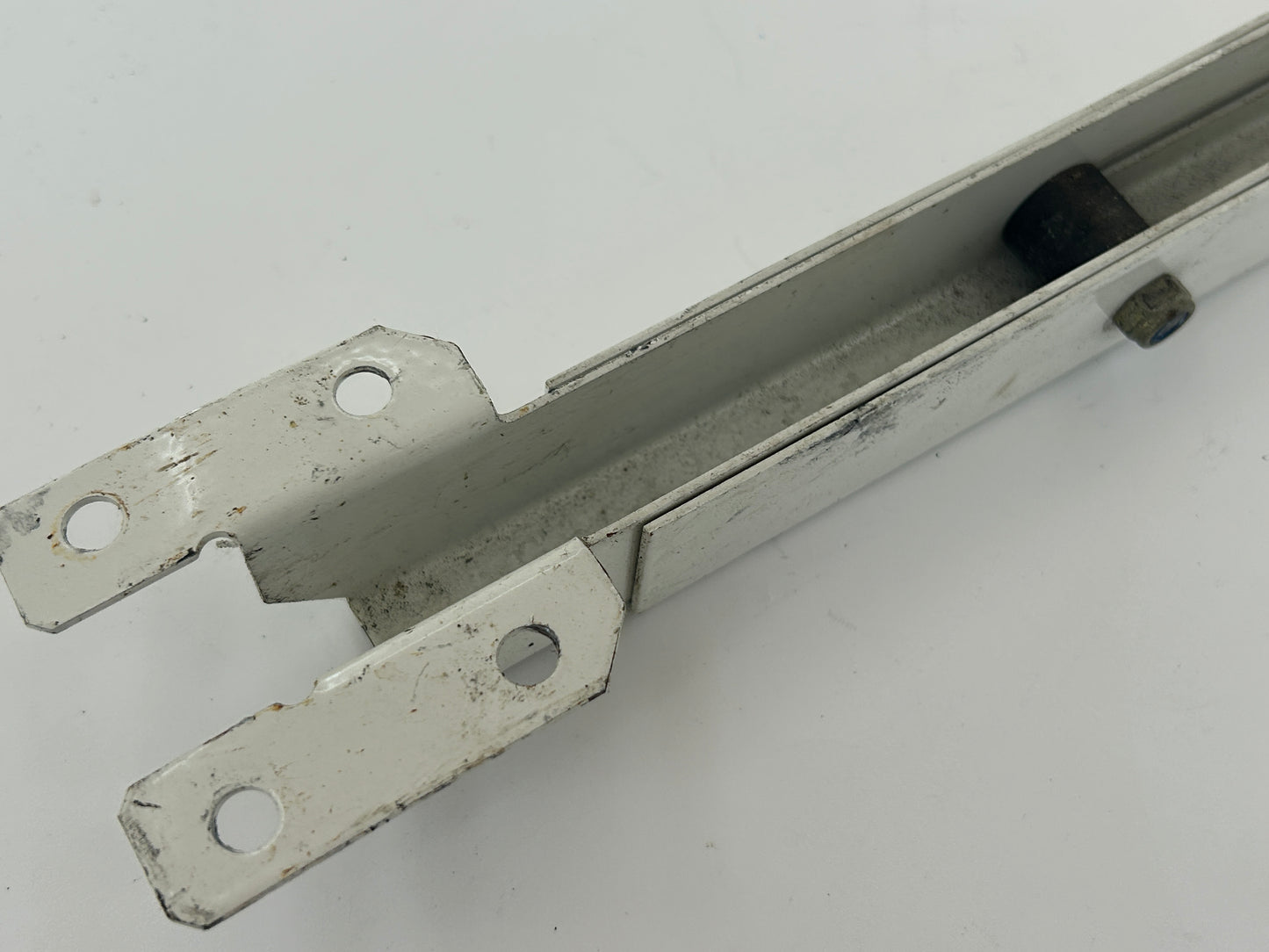 Berner BT120 Torbefestigung Torwinkel Toranbindern Torbeschlag Torblattwinkel Winkel Halterung Halter Haltewinkel Torbeschlagswinkel Toranschlusskonsole Torverschluss