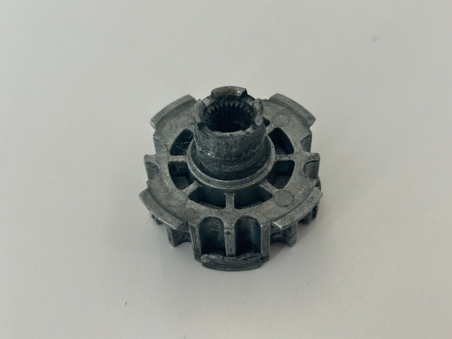 Tormatic GTA602 Umlenkung Rolle Spannvorrichtung Rad Ersatzteil Laufrolle Umlenkrolle Führungsrolle Spannrolle Antriebsrolle Kettenwender Kettenspanner Kettenführung Endstück Kettenumlenkung Kettenspreizer
