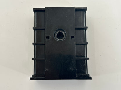 Novoferm Tormatic Novomatic 413 Umlenkung Rolle Spannvorrichtung Rad Ersatzteil Laufrolle Umlenkrolle Führungsrolle Spannrolle Antriebsrolle Kettenwender Kettenspanner Kettenführung Endstück Kettenumlenkung Kettenspreizer