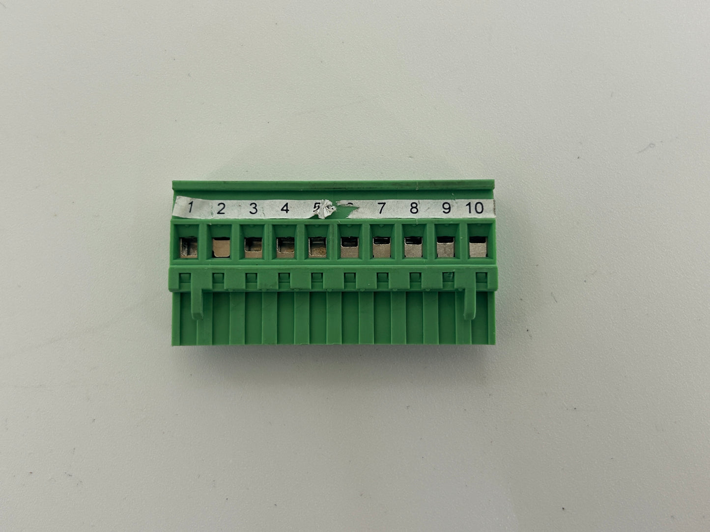 Hauss Elektronik GmbH Kehl V7.0 R6 Gegenverkehr Steckverbinder Anschlussleiste Anschlussklemme Stromklemmen Klemme Verteiler Sicherung Schraubklemme Ladebuchse Verbindungsklemme