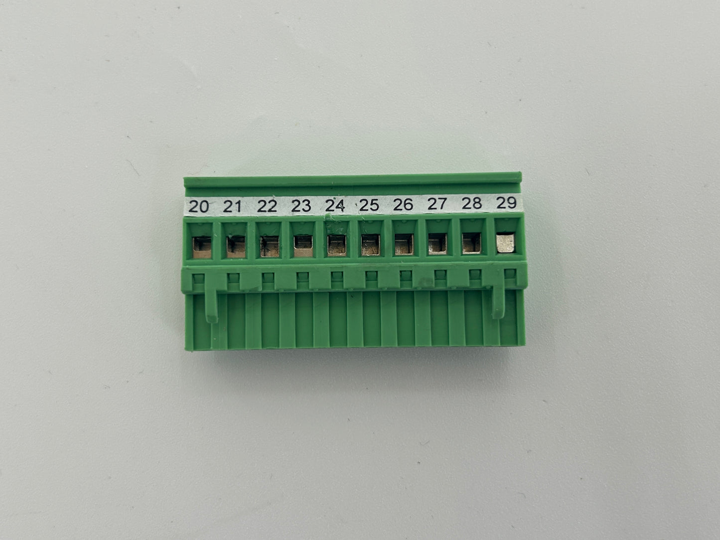 Hauss Elektronik GmbH Kehl V7.0 R6 Gegenverkehr Steckverbinder Anschlussleiste Anschlussklemme Stromklemmen Klemme Verteiler Sicherung Schraubklemme Ladebuchse Verbindungsklemme