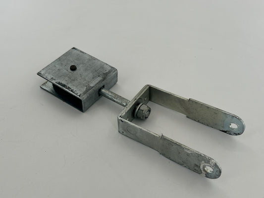 Novoferm Typ49 Riemenenspanner Umlenkung Rolle Spannvorrichtung Rad Laufrolle Umlenkrolle Führungsrolle Spannrolle Antriebsrolle Endstück Riemenumlenkung Kettenwender