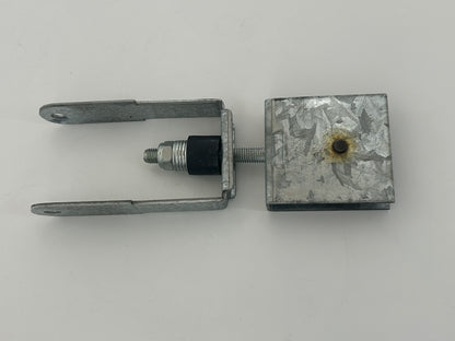 Novoferm Novomatik 553 Riemenenspanner Umlenkung Rolle Spannvorrichtung Rad Laufrolle Umlenkrolle Führungsrolle Spannrolle Antriebsrolle Endstück Riemenumlenkung Kettenwender
