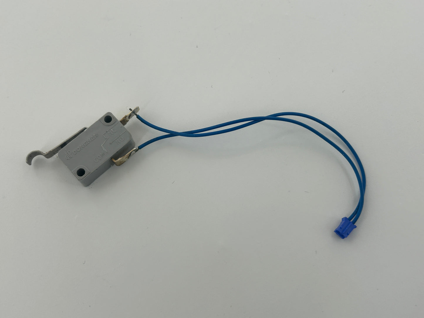 Sommer S9060 base+ Endschalter Sensor Schalter Positionsschalter Hallsensor Taster Endanschlag  Microschalter Kontaktschalter Tastkontakt ID Geber