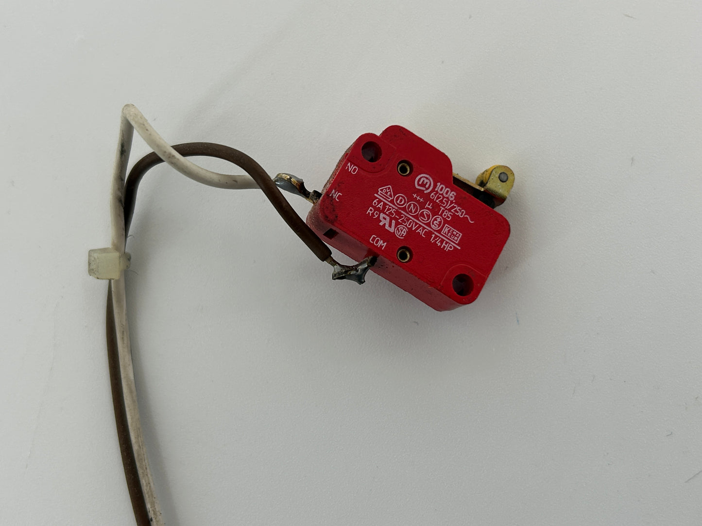 Stanley Euro 3 Endschalter Sensor Schalter Positionsschalter Hallsensor Taster Endanschlag  Microschalter Kontaktschalter Tastkontakt ID Geber