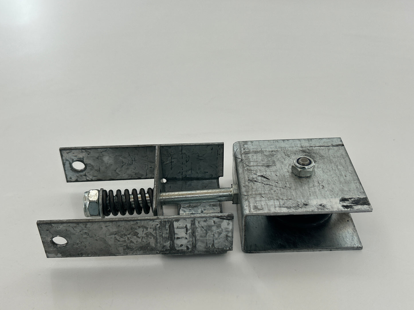 Liftmaster LM1000 Riemenenspanner Umlenkung Rolle Spannvorrichtung Rad Laufrolle Umlenkrolle Führungsrolle Spannrolle Antriebsrolle Endstück Riemenumlenkung Kettenwender
