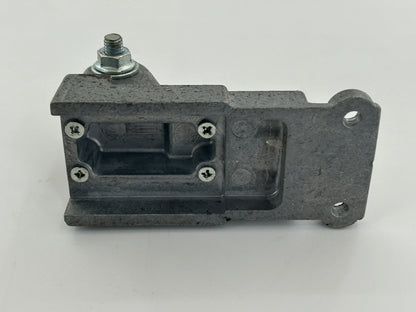Berner BT120 Torwinkel Sturzwinkel Halterung Haltewinkel Torbeschlagswinkel