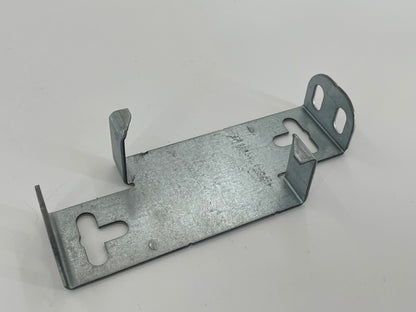 Novoferm Tormatic Novomatic 563S Schienenbefestigung Haltewinkel Beschlag Bügel Befestigung Winkel Halterung Halter Haltewinkel