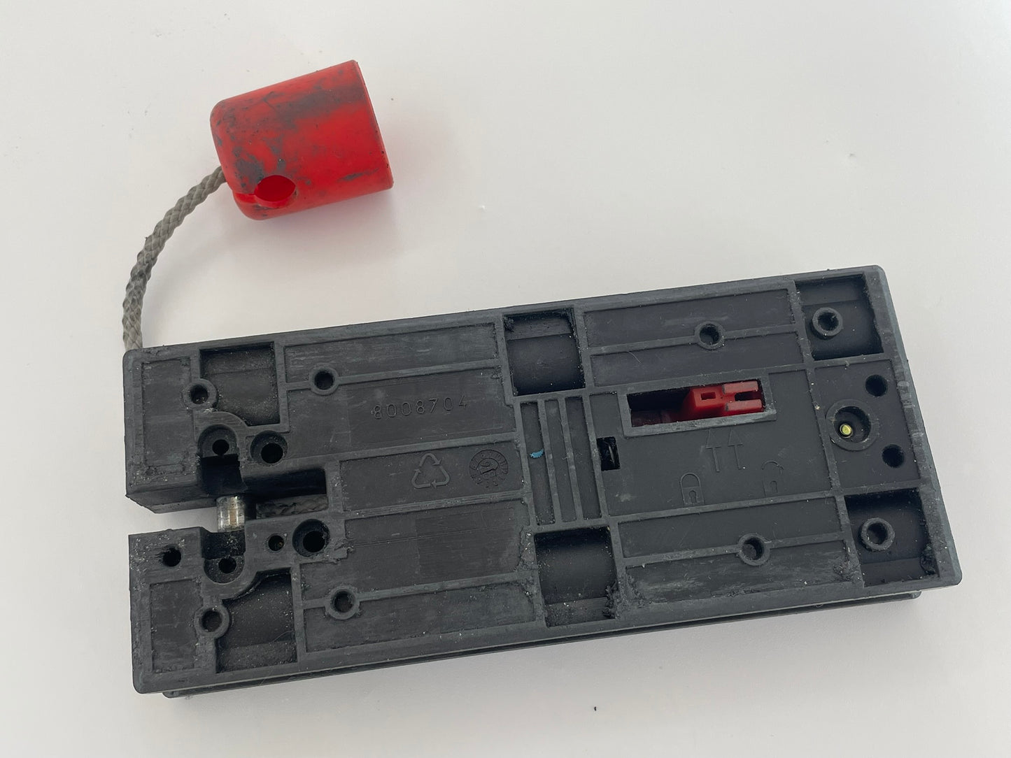 Novoferm 502 Laufwagen Mitnehmer Schlitten Zugschlitten Motorwagen Laufkatze Laufbock Gleitschlitten Laufschuh Laufschlitten Rollenwagen Führungsschlitten Antriebsschlitten