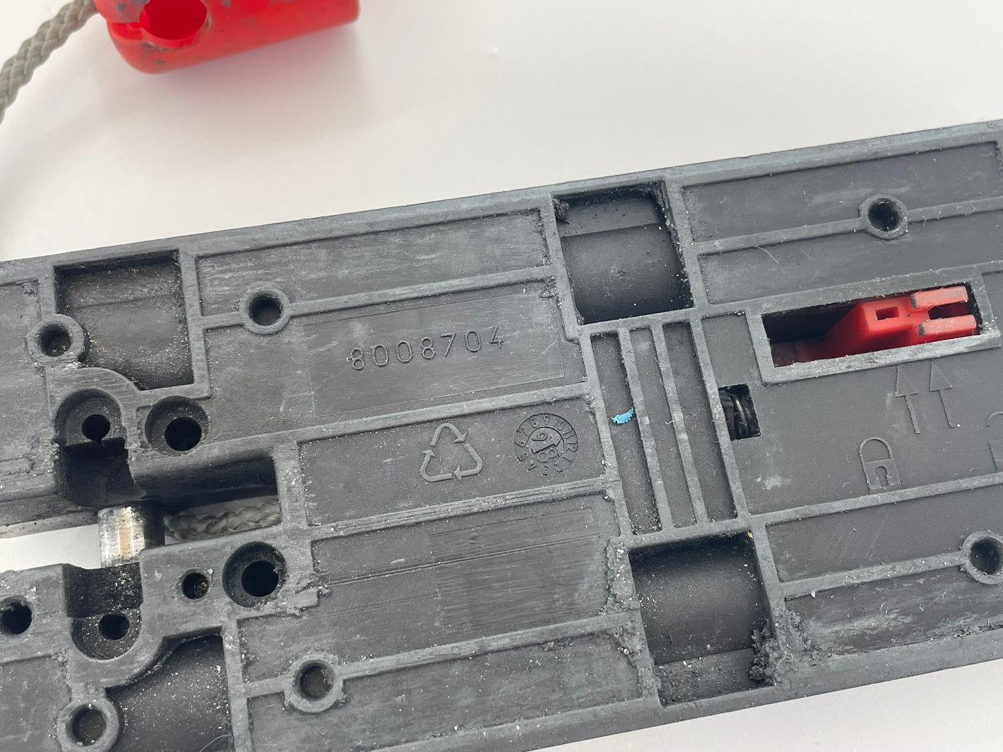 Novoferm 502 Laufwagen Mitnehmer Schlitten Zugschlitten Motorwagen Laufkatze Laufbock Gleitschlitten Laufschuh Laufschlitten Rollenwagen Führungsschlitten Antriebsschlitten