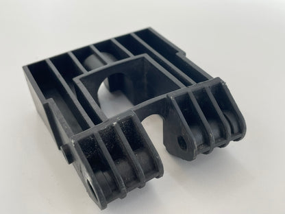 Novoferm 502 Halterung Halter Rollenhallter Endstück Umlenkung Rolle Riemenumlenkung Ersatzteil