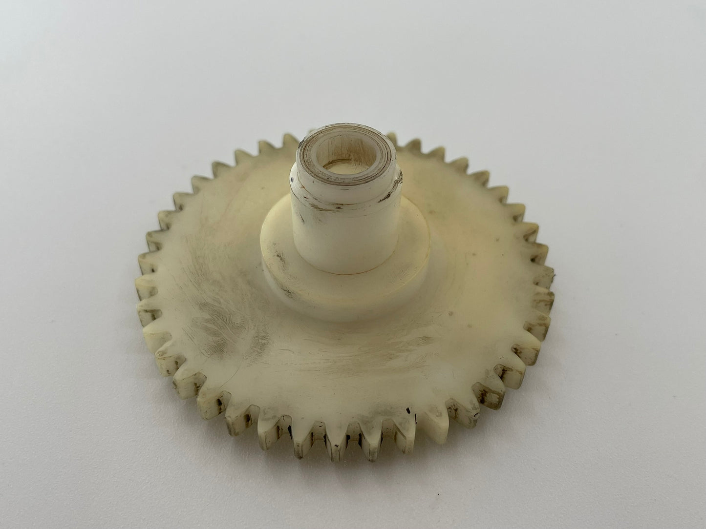 Becker BOM 600 Zahnkranz Ritzel Kettenritzel Zahnrad Antriebsritzel Antriebssnabe Antriebsscheibe Adapteraufsatz Schneckengetriebe Schneckenrad