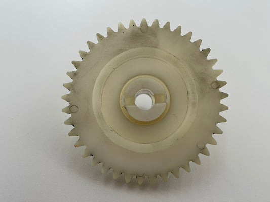 Becker BOM 600 Zahnkranz Ritzel Kettenritzel Zahnrad Antriebsritzel Antriebssnabe Antriebsscheibe Adapteraufsatz Schneckengetriebe Schneckenrad
