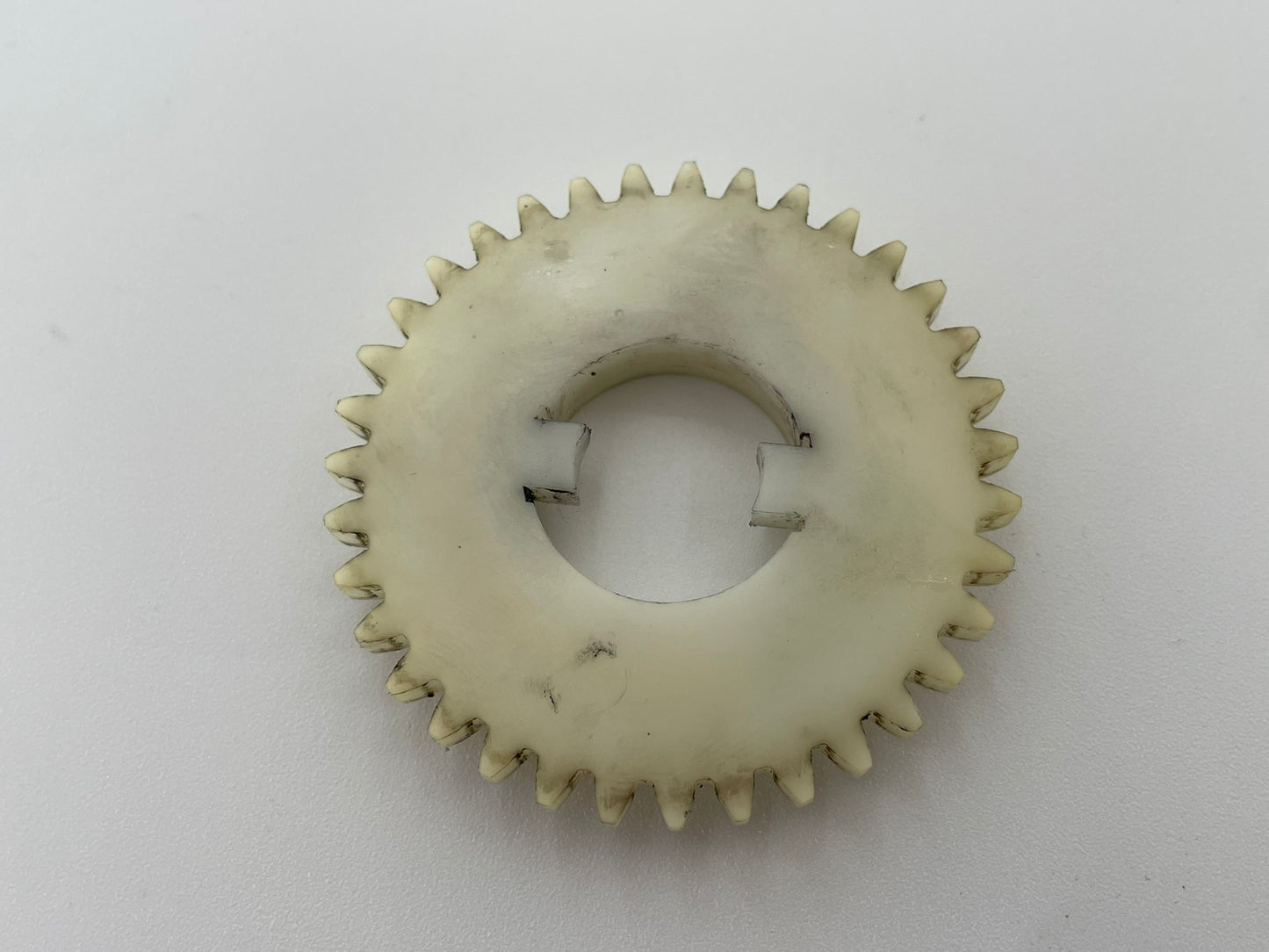 Becker BOM 600 Zahnkranz Ritzel Kettenritzel Zahnrad Antriebsritzel Antriebssnabe Antriebsscheibe Adapteraufsatz Schneckengetriebe Schneckenrad