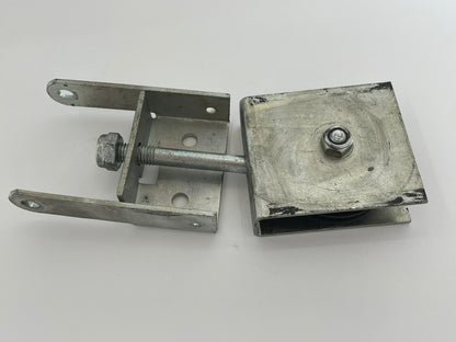 AEG TA212 Umlenkung Rolle Spannvorrichtung Rad Ersatzteil Laufrolle Umlenkrolle Führungsrolle Spannrolle Antriebsrolle Kettenwender Kettenspanner Kettenführung Endstück Kettenumlenkung Kettenspreizer