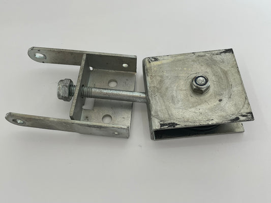 AEG TA212 Umlenkung Rolle Spannvorrichtung Rad Ersatzteil Laufrolle Umlenkrolle Führungsrolle Spannrolle Antriebsrolle Kettenwender Kettenspanner Kettenführung Endstück Kettenumlenkung Kettenspreizer