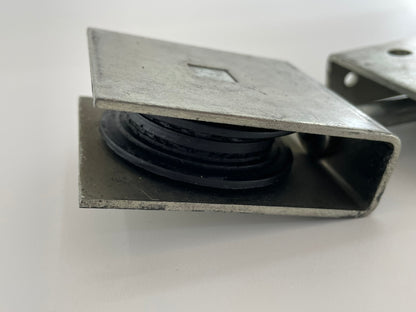 AEG TA212 Umlenkung Rolle Spannvorrichtung Rad Ersatzteil Laufrolle Umlenkrolle Führungsrolle Spannrolle Antriebsrolle Kettenwender Kettenspanner Kettenführung Endstück Kettenumlenkung Kettenspreizer