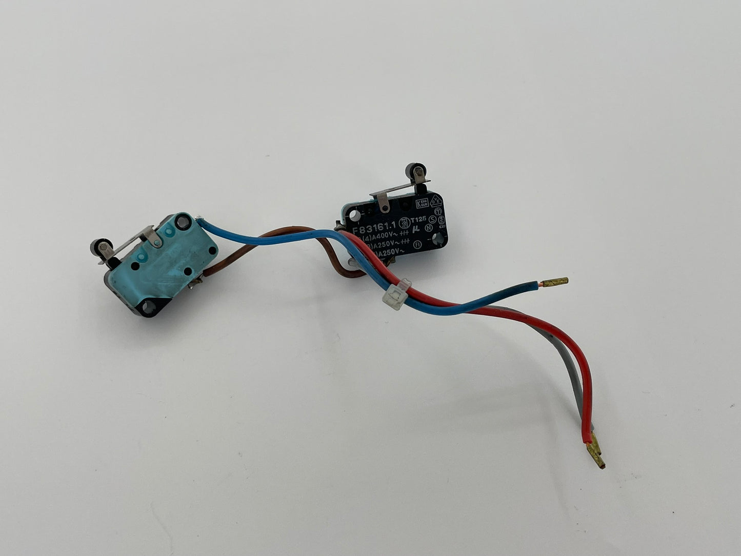 AEG TA212 Endschalter Sensor Schalter Positionsschalter Hallsensor Taster Endanschlag  Microschalter Kontaktschalter Tastkontakt ID Geber