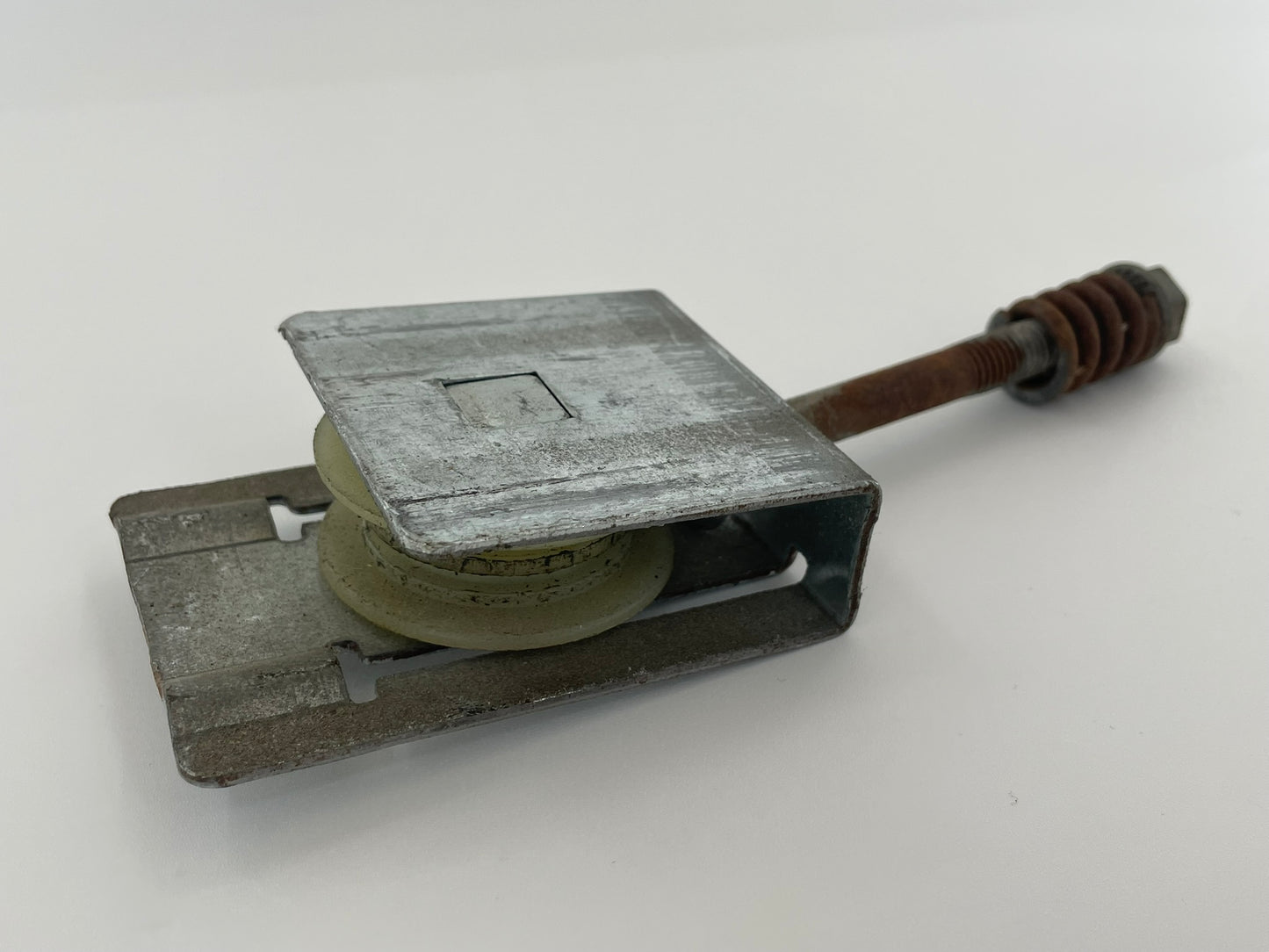 AXONE Spadone F Modell ONE Umlenkung Rolle Spannvorrichtung Rad Ersatzteil Laufrolle Umlenkrolle Führungsrolle Spannrolle Antriebsrolle Kettenwender Kettenspanner Kettenführung Endstück Kettenumlenkung Kettenspreizer
